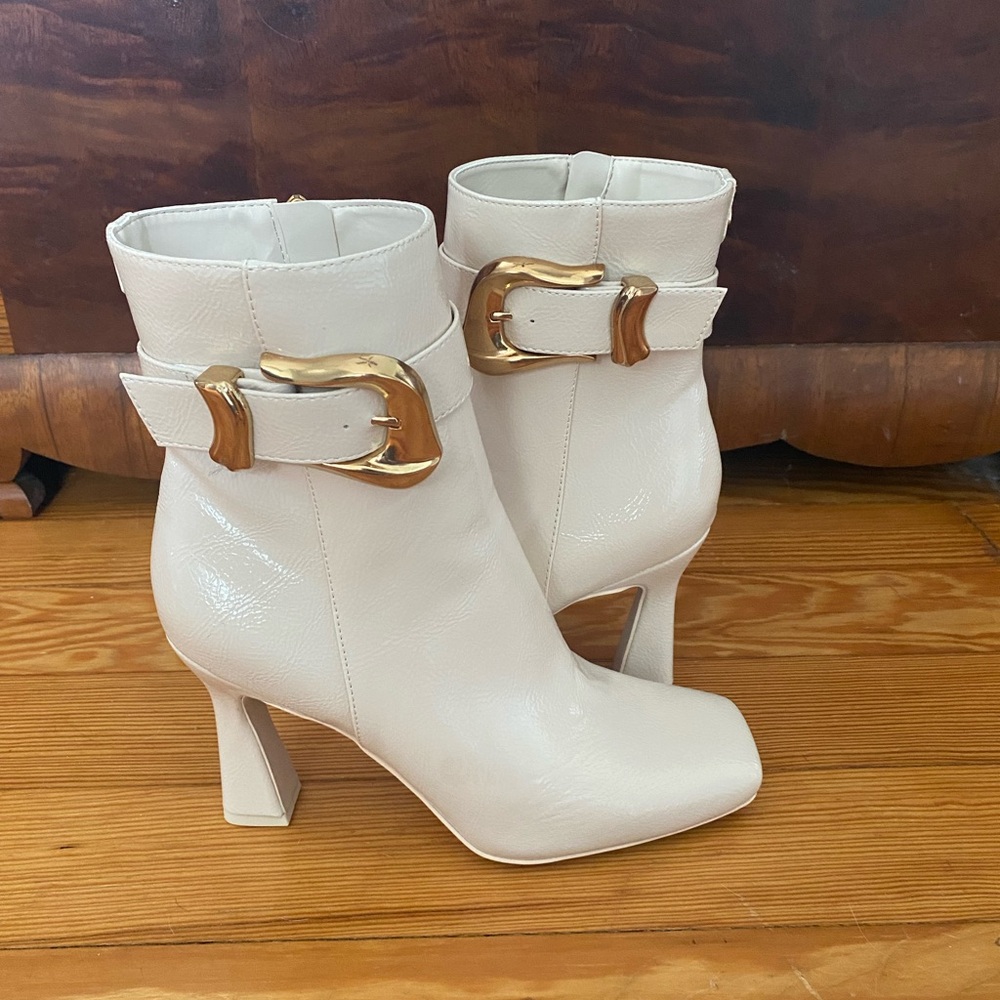 Sam Edelman Cream Gold Heeled Boots
